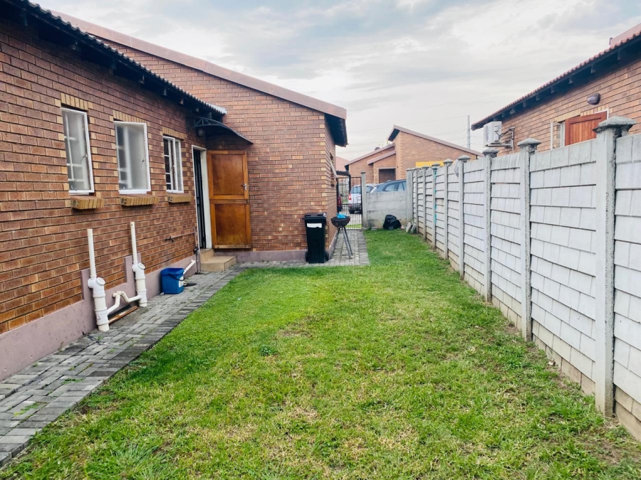 3 Bedroom Property for Sale in Waterval East North West